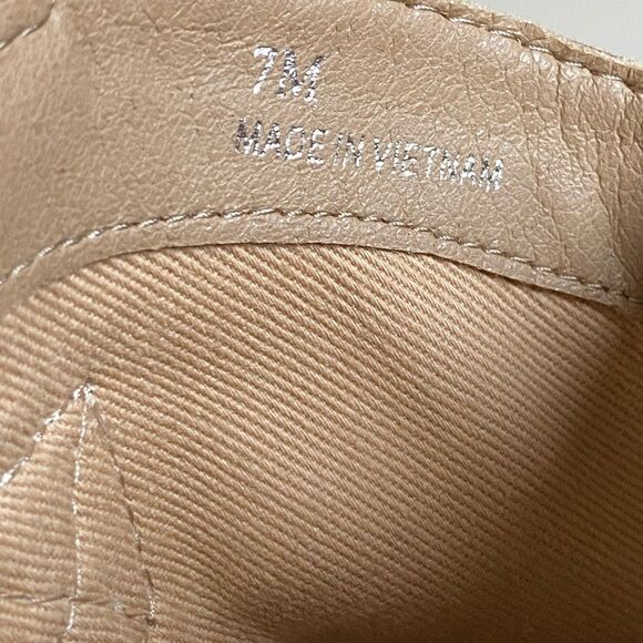 NIB Lisa Vicky Women’s Sway V Taupe Split Suede Short Pull On Boots - Size 7 - Picture 5 of 13